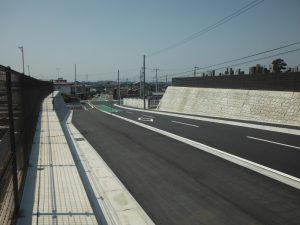 八丁　道路工事